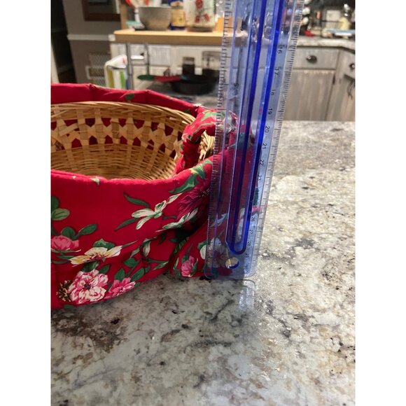 Handmade Wicker Basket Red Poinsettia Fabric Liner Holiday Christmas Floral Deco - Picture 7 of 7
